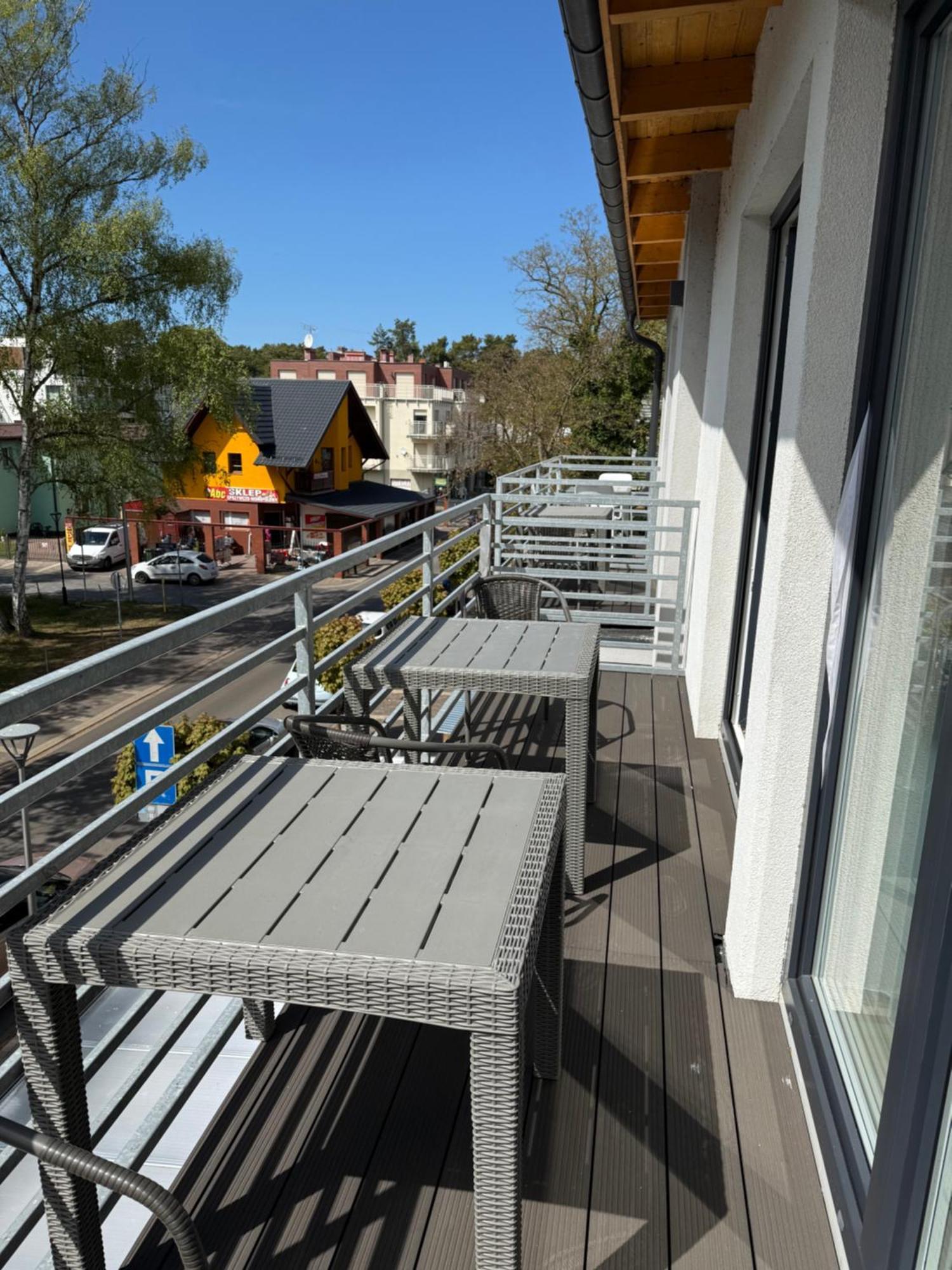 Pokoje Goscinne - Port Miedzywodzie Exterior photo